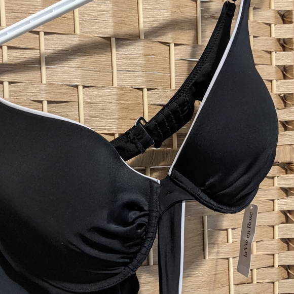 🌺Moving Sale!🪴 Black bikini - Picture 5 of 8